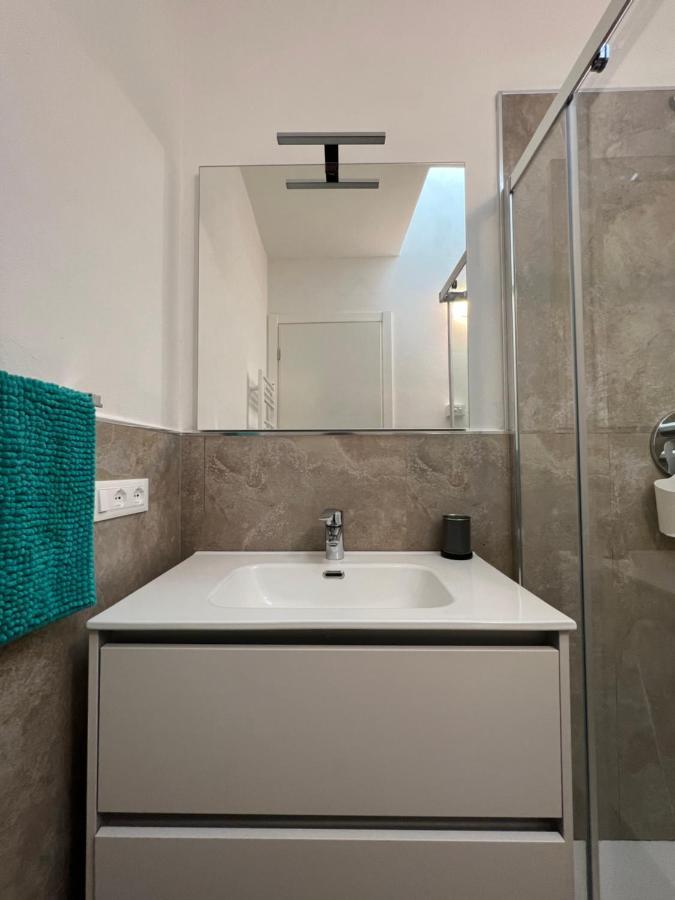 Casa Del Poeta Lägenhet Riva Ligure Exteriör bild
