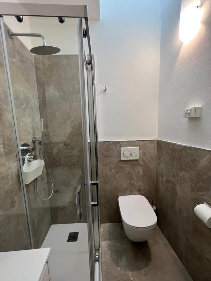 Casa Del Poeta Lägenhet Riva Ligure Exteriör bild